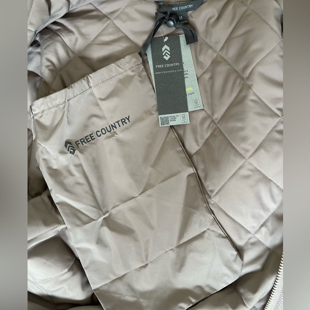 Free Country Diamond Quilted Packable Puffer Taupe Gray Size M NWT - Picture 7 of 13
